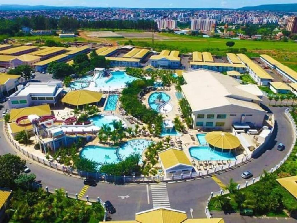 Lacqua Diroma Apartamento Completo Com Fogao, Geladeira, Micro-Ondas, Piscina 24H, Acomoda Ate 5 Pessoas Caldas Novas Luaran gambar