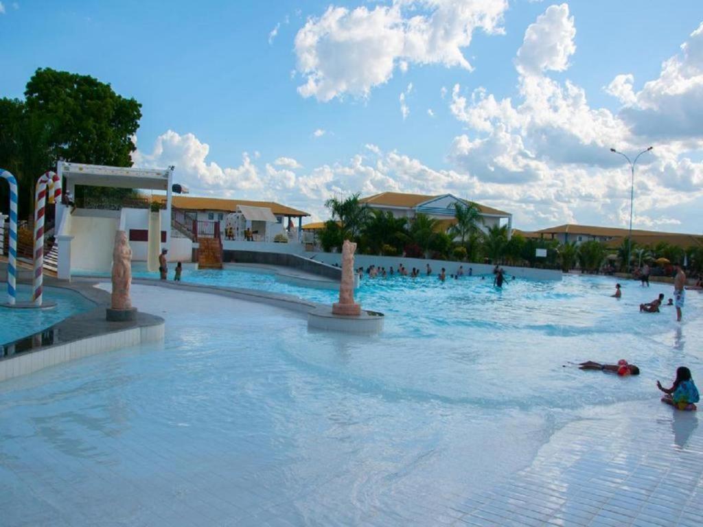Lacqua Diroma Apartamento Completo Com Fogao, Geladeira, Micro-Ondas, Piscina 24H, Acomoda Ate 5 Pessoas Caldas Novas Luaran gambar