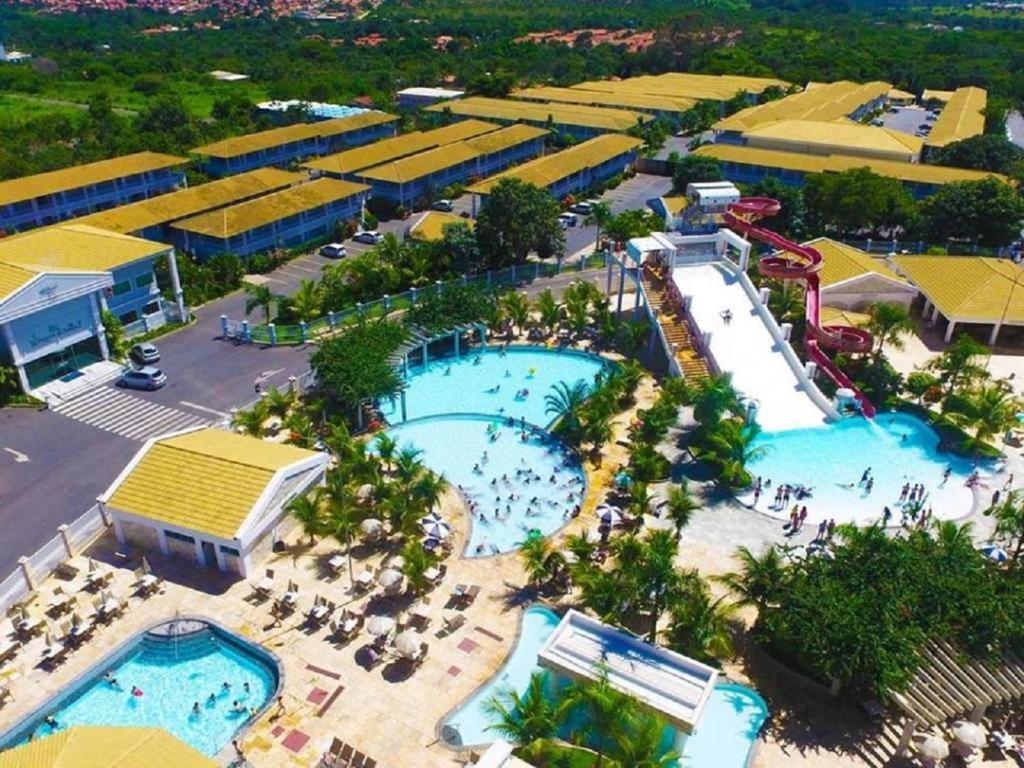 Lacqua Diroma Apartamento Completo Com Fogao, Geladeira, Micro-Ondas, Piscina 24H, Acomoda Ate 5 Pessoas Caldas Novas Luaran gambar